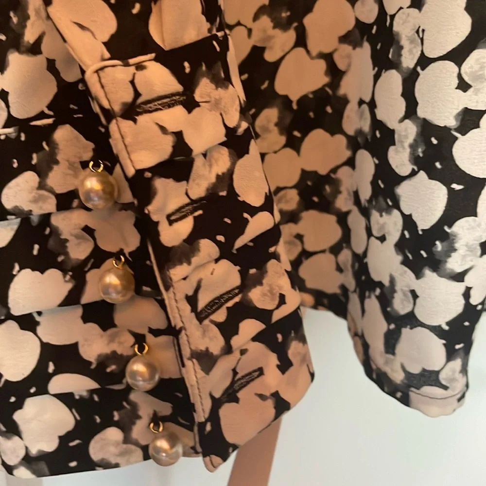 Karl Lagerfeld Monochrome Patterned Top - Picture 4 of 5